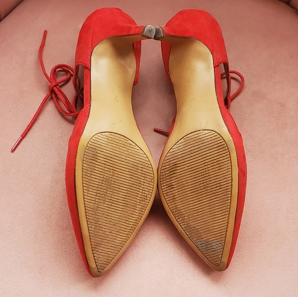 Amelia Grace Scalloped Tie Red Heels 7 - Picture 6 of 8